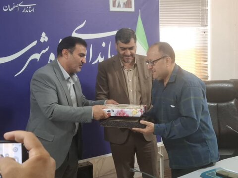 تصاویر/ مراسم تودیع و تکریم سرپرست اداره فرهنگ و ارشاداسلامی کاشان