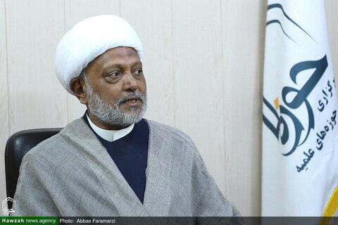 Photos/Visite d'un chercheur bangladeshi à l'agence de presse Hawzah