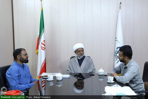 Photos/Visite d'un chercheur bangladeshi à l'agence de presse Hawzah