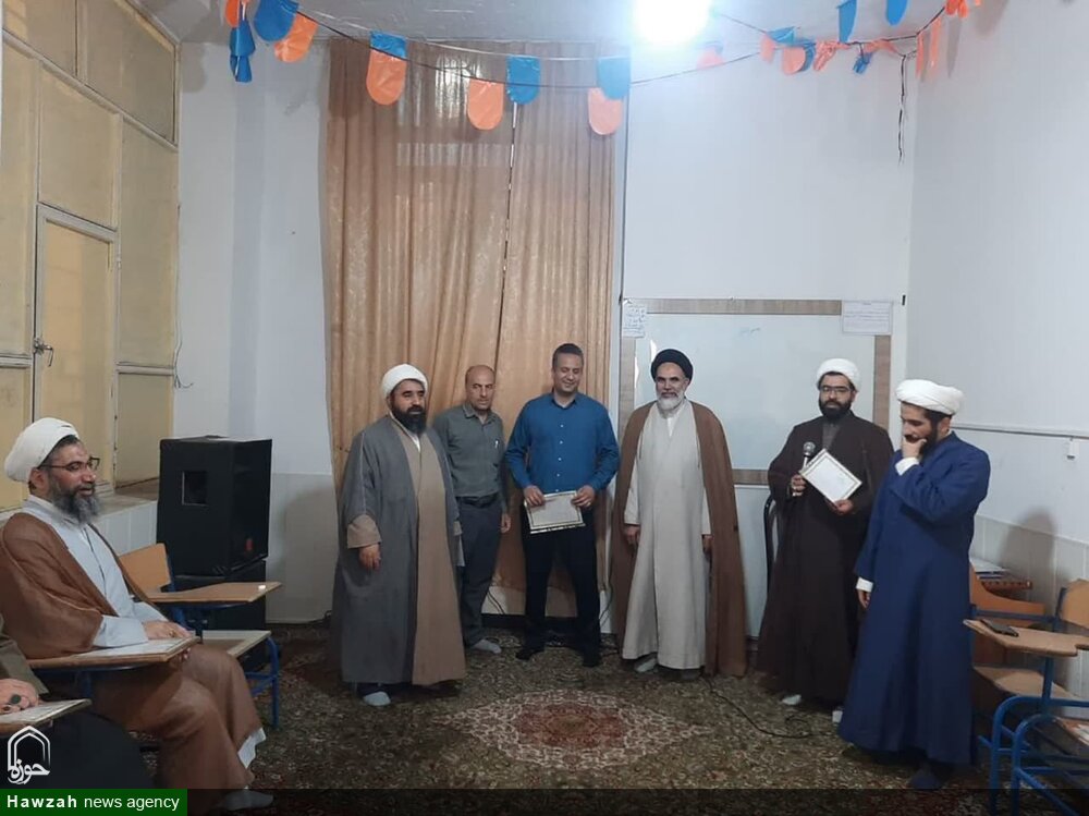 تصاویر / مراسم تجلیل از اساتید مدرسه علمیه امام حسن مجتبی(ع) ملایر