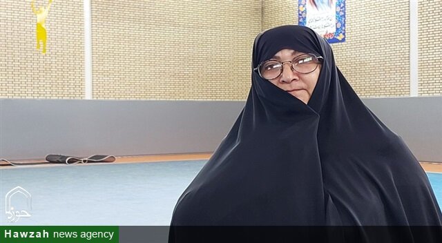 اساتید، زمینه رشد و شکوفایی نسل جدید طلاب را فراهم می‌کنند