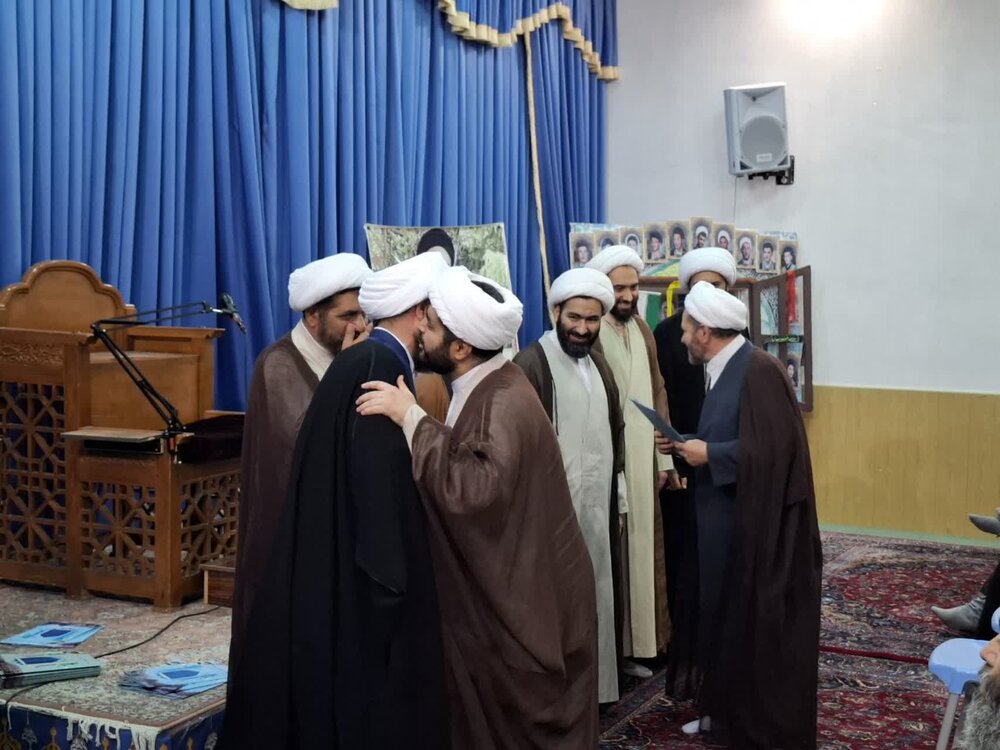 مراسم تجلیل و تکریم مقام اساتید حوزه علمیه اردبیل