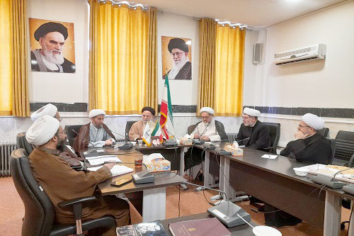 حوزه‌ علمیه کرمانشاه آماده مشارکت فعال در همایش یکصدمین سال بازتأسیس حوزه+ تصاویر