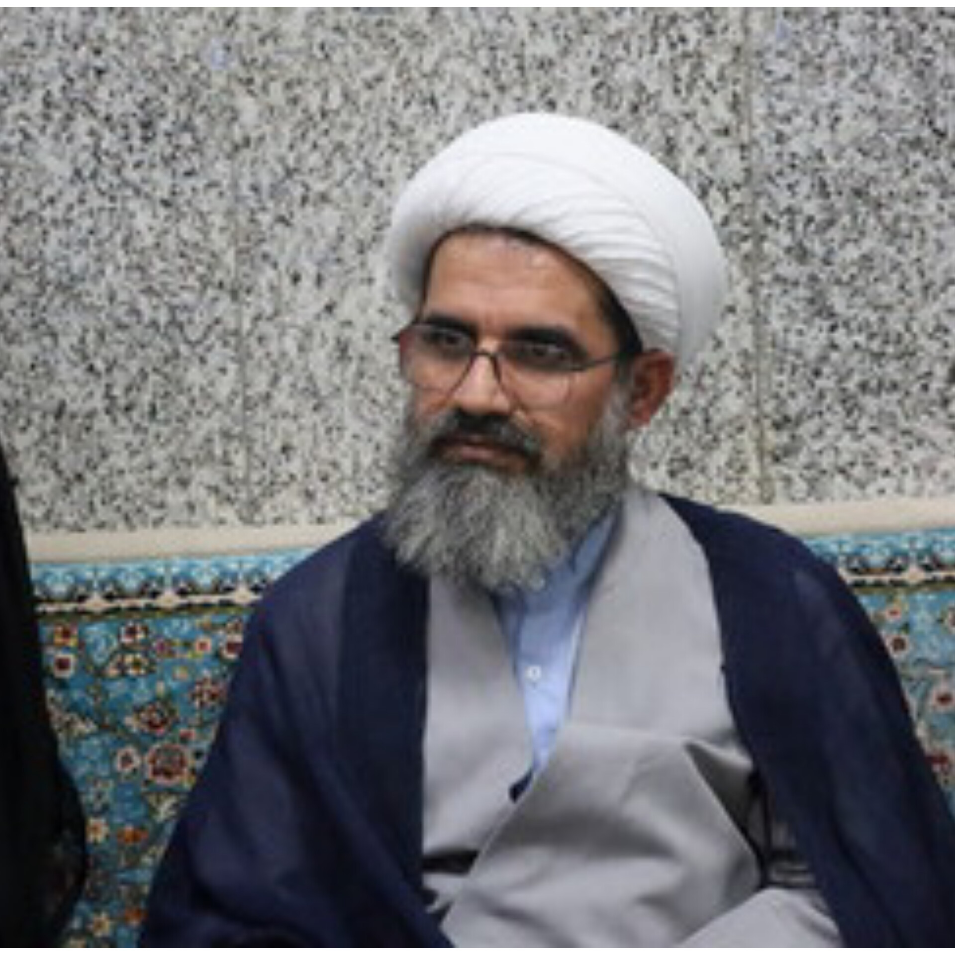 علمای تربیت شده در دامان حوزه، عادت به سکوت در برابر کج روی ندارند