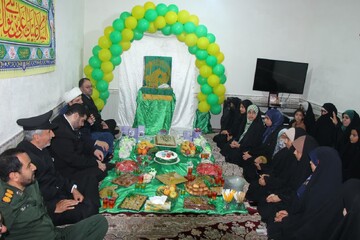 تصاویر/ جشن خانگی زیر سایه خورشید با حضور خدام رضوی