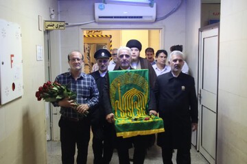 تصاویر/ عیادت خدام رضوی از بیماران بیمارستان شهید گنجی برازجان