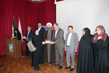 معلمان، پاسداران اندیشه و فرهنگ انقلاب اسلامی هستند