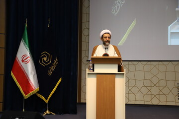 حوزه‌های علمیه متولی و عهده‌دار نظام «تعلیم و تربیت» هستند