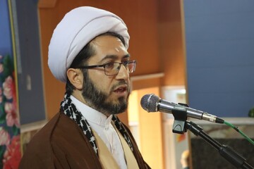 بهترین دستاورد صدسال اخیر حوزه علمیه به عینیت و فعلیت رساندن نظریه حکومت دینی می باشد