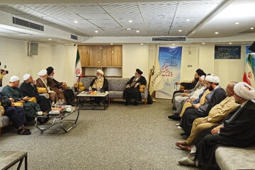 دیدار مهمانان بین‌المللی همایش یکصدمین سالگشت بازتأسیس حوزه علمیه قم با دبیر شورای عالی حوزه‌