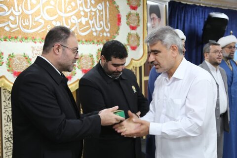 تصاویر/ شمیم عطر رضوی در پایتخت اقتصادی کشور