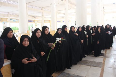 تصویر/ حضور خدام رضوی در گلزار شهدای برازجان