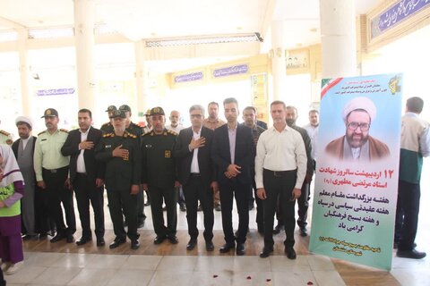 تصویر/ حضور خدام رضوی در گلزار شهدای برازجان