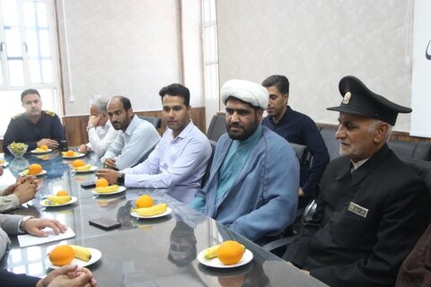 تصاویر/ دیدار خادمان امام رضا(ع) با کارکنان بنیاد مسکن دشتستان