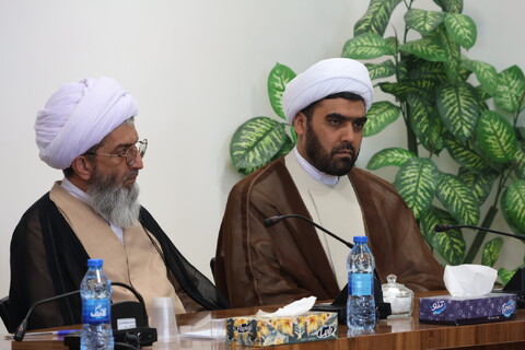 نشست صمیمی دادستان ویژه روحانیت شرق کشور با مدیران و مسئولان حوزه علمیه خراسان جنوبی