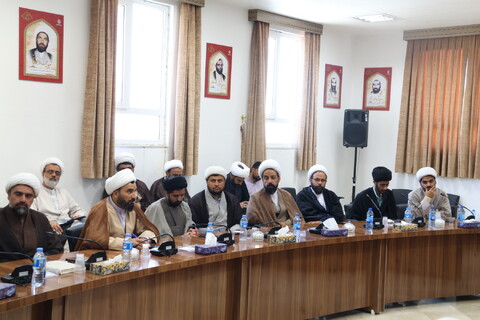 نشست صمیمی دادستان ویژه روحانیت شرق کشور با مدیران و مسئولان حوزه علمیه خراسان جنوبی