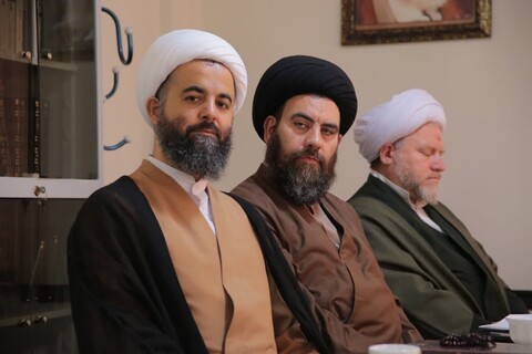 تصاویر / جلسه هماهنگی همایش یکصدمین سالگشت باز تأسیس حوزه علمیه قم