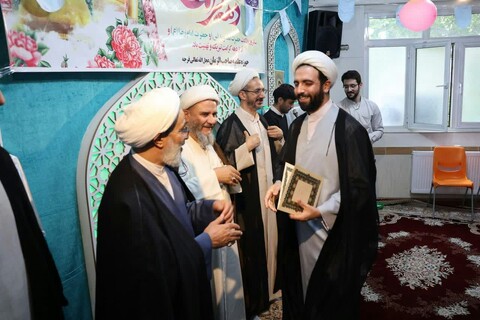 تصاویر/ تجلیل از اساتید حوزه علمیه مرند