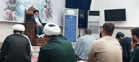 نصاویر/ درس اخلاق  نماینده ولی فقیه خوزستان در حوزه علمیه حضرت ولی‌عصر اهواز ویژه طلاب برگزار گردید