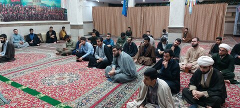 نصاویر/ درس اخلاق  نماینده ولی فقیه خوزستان در حوزه علمیه حضرت ولی‌عصر اهواز ویژه طلاب برگزار گردید