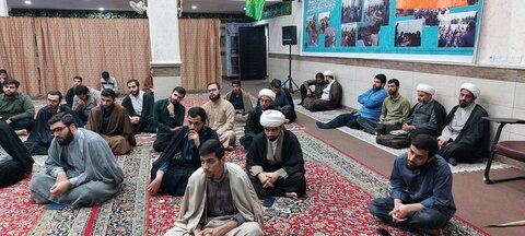 نصاویر/ درس اخلاق  نماینده ولی فقیه خوزستان در حوزه علمیه حضرت ولی‌عصر اهواز ویژه طلاب برگزار گردید