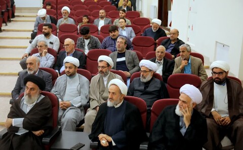 تصاویر/ مراسم تجلیل از جمعی از اساتید و کارکنان مدرسه علمیه امام خمینی (ره) گرگان و مدرسه علمیه الزهرا(س) گرگان