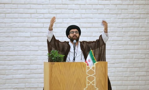 تصاویر/ مراسم تجلیل از جمعی از اساتید و کارکنان مدرسه علمیه امام خمینی (ره) گرگان و مدرسه علمیه الزهرا(س) گرگان