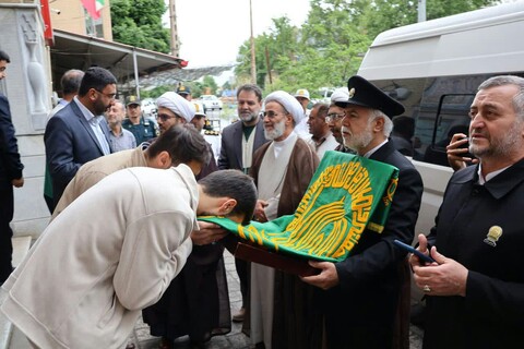 تصاویر/ حضور کاروان زیر ستیه خورشید در حوزه علمیه و دفتر امام جمعه مرند