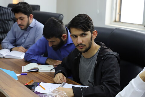 تصاویر / برگزاری کلاسهای دوره تجوید قرآن کریم در سنندج