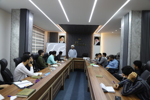 تصاویر / برگزاری کلاسهای دوره تجوید قرآن کریم در سنندج