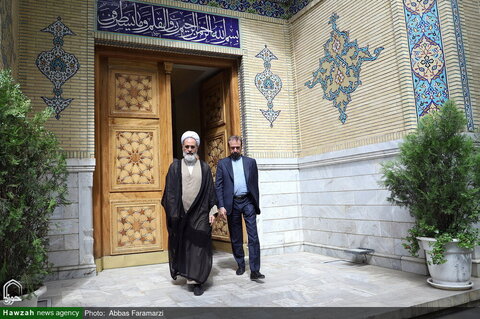 Photos/Point de presse pour la Conférence internationale sur le centenaire du séminaire de Qom