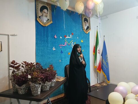 تصاویر/تجلیل از اساتید مدرسه علمیه الهیه ساوه