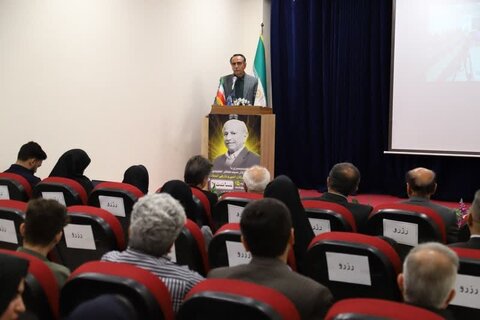 تصاویر/ برگزاری آئین نکوداشت دکتر سیدجعفر حمیدی در بوشهر
