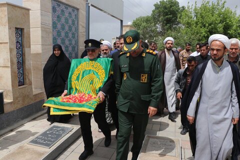 تصاویر/ حضور کاروان زیر سایه خورشید در شهرستان باروق