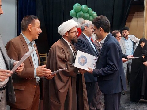 تصاویر/ همایش بزرگ سپاس معلم در شهرستان خرمدره