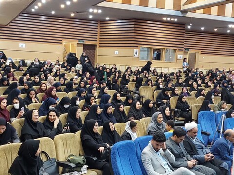 تصاویر/ همایش بزرگ سپاس معلم در شهرستان خرمدره