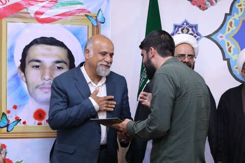 تجلیل از مقام آوران مسابقات استانی در سومین جشنواره فرهنگی ورزشی طلاب استان یزد