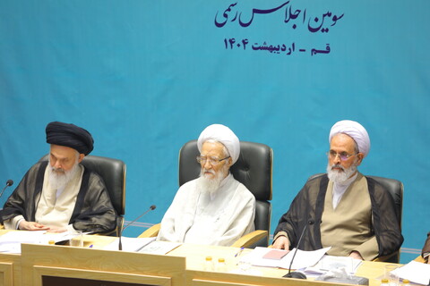 تصاویر / اختتامیه سومین اجلاس ششمین دوره مجلس خبرگان رهبری در قم-۲