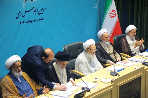 تصاویر / اختتامیه سومین اجلاس ششمین دوره مجلس خبرگان رهبری در قم-۲