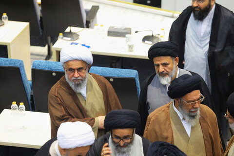 تصاویر / حاشیه های اختتامیه سومین اجلاس ششمین دوره مجلس خبرگان رهبری