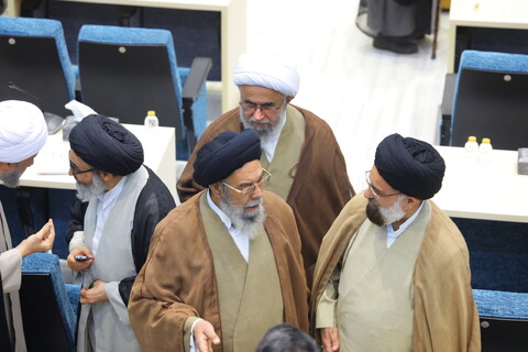 تصاویر / حاشیه های اختتامیه سومین اجلاس ششمین دوره مجلس خبرگان رهبری