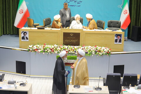 تصاویر / حاشیه های اختتامیه سومین اجلاس ششمین دوره مجلس خبرگان رهبری