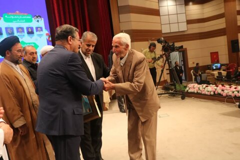 تصاویر/ گرامیداشت روز معلم در ارومیه