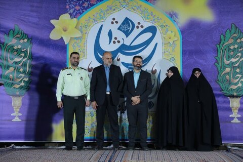 تصاویر/تقدیر از مادران +۴ در جشن «ایرانِ امام رضا(ع)در کاشان