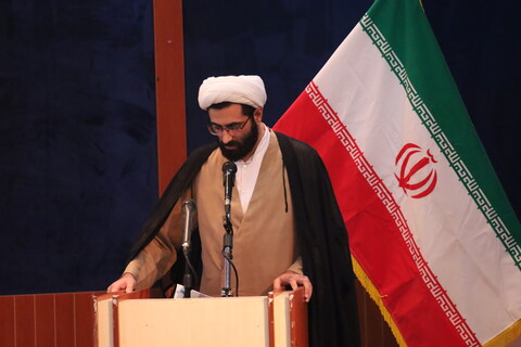 تصاویر/ اختتامیه ششمین و هفتمین جشنواره علامه حلی در بندرعباس