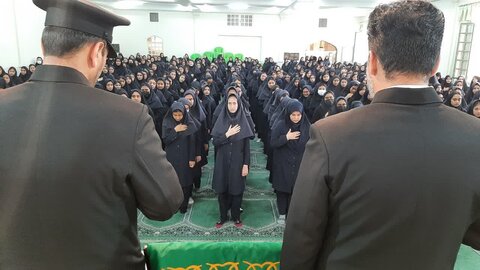 تصاویر/ حضور کاروان زیر سایه خورشیددر مدارس ،بیمارستان هاوخانواده شهدای کاشان