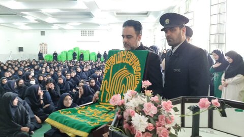 تصاویر/ حضور کاروان زیر سایه خورشیددر مدارس ،بیمارستان هاوخانواده شهدای کاشان