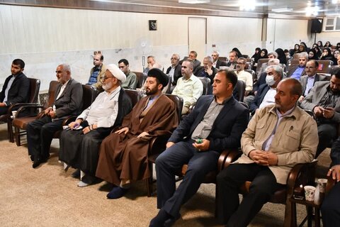 تصاویر/ شصتمین جلسه از سلسله جلسات تفسیر قرآن کریم در خوی