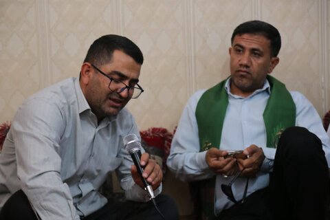 تصاویر/ حضور خدام رضوی در منزل شهید شاخص شهرستان جم