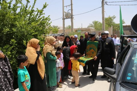 تصاویر/ خادمان رضوی در منزل اهداکننده عضو